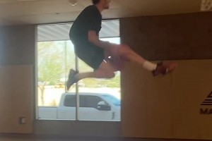 人類史上首個雙胯下扣籃！賈里德-羅斯發(fā)文：12年了終于練成了