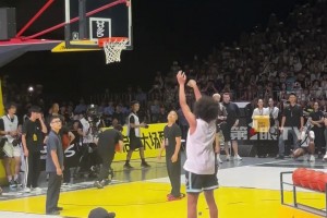 郭士強(qiáng)：給國家隊(duì)選人就是找12個拼命的，上場5個是玩命的