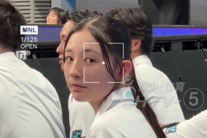 AUBL賽場(chǎng)，20歲的日本體育大學(xué)籃球社經(jīng)理Mia又美又颯??