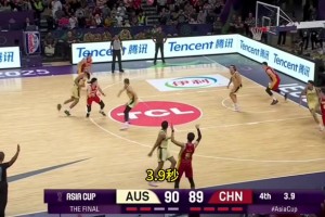 胡明軒最后一球失絕殺前，蘇群解說(shuō)：拿完球直接來(lái)一個(gè)暴扣！