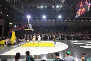 這就是史上最強(qiáng)射手的基本功？！庫(kù)里中國(guó)行現(xiàn)場(chǎng)罰球輕松10連中