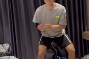 一對活寶！趙維倫模仿王俊杰投籃動作 王俊杰看到狂笑不止??