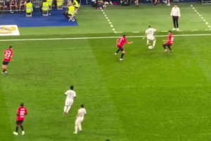 姆巴佩破包夾這幾下操作太秀了??