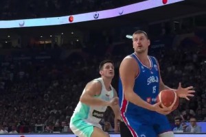 MVP！約基奇全程給隊友掩護最后輕松終結(jié) 率隊半場領(lǐng)先28分