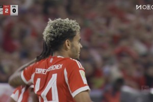 德甲首秀破門！迪亞斯右腳抽射爆桿彈射入網(wǎng)！