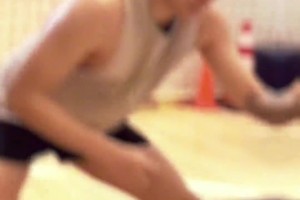 阿日跟野球手單挑三局橫掃，在聯(lián)賽看起來藍(lán)領(lǐng)的人差距都這么大