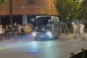 巔峰期4選1，你會(huì)裁掉誰(shuí)？