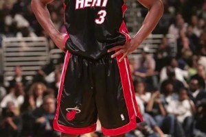 韋德放現在什么水平？楊毅：現在這空間，根本防不了