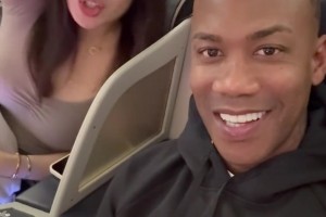 理解周琦了！老馬第一次吃雞蛋灌餅 好吃到瞪大雙眼??