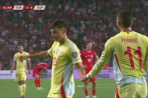 殺瘋了！奧亞薩瓦爾個人表演助攻戴帽，佩德里單刀破門雙響！