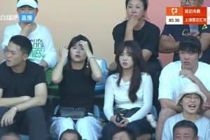 朝鮮族姑娘真上鏡?！中甲延邊比賽中導播頻繁給到看臺特寫鏡頭