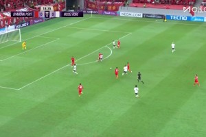 海港丟球！神戶外援轟出一腳世界波，海港0-1落后神戶