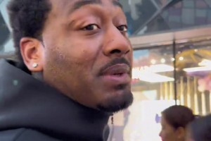 強哥發(fā)福了啊！沃爾中國行：行李被弄丟了 來北京三里屯購物了~