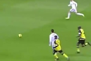 相輔相成！BBC的招牌反擊！C羅策動，貝爾助攻本澤馬破門！