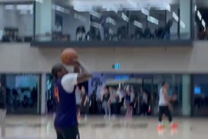 三分神準(zhǔn)！太陽(yáng)官方曬視頻：杰倫-格林首次參加太陽(yáng)訓(xùn)練營(yíng)