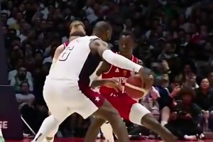 慢鏡回看！詹姆斯此前最后時刻單挑施羅德這球，滿滿都是細(xì)節(jié)??！