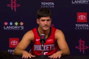 謝潑德：我現(xiàn)在信心達(dá)到了前所未有的高度 我對(duì)自己的狀態(tài)很滿意