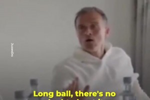 打蛇打七寸！昔日恩里克一針見血指出：巴薩的“軟肋”是阿勞霍