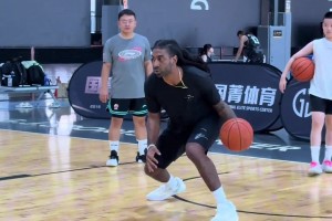 在梅奧的指導(dǎo)下，相信遼籃會(huì)涌出一批了不起的后衛(wèi)??