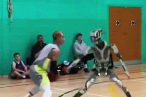 以后是不是都不需要陪練啦？