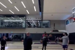 彈無虛發(fā)！太陽科林訓練連進15記三分！