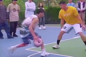 凱爾特人球星塔圖姆重返母校杜克大學(xué)！