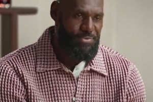 猜對了！楊毅：老詹現(xiàn)在也玩梗弄這大事！任冉：備不住還是個廣告