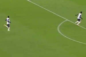 主場作戰(zhàn)！托馬斯布洛林92年歐洲杯精彩集錦！當(dāng)時的瑞典隊！