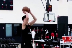 三分命中率40%！楊瀚森投籃顯著提升 開拓者助教功不可沒??