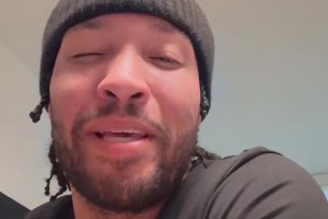 這還用說嗎！布倫森回答中國網(wǎng)友：隊內(nèi)單挑最強的是我！