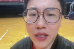 今天被打爆了！此前網(wǎng)紅大史談誰天賦高：文班拿什么去和濃眉比