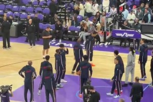 登當(dāng)年可是猶他最討厭的球員！哈登出場收獲一點(diǎn)噓聲