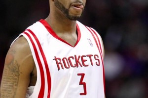 火箭會(huì)退役麥迪球衣嗎？楊毅：不會(huì)，相處不愉快，成就也不夠高