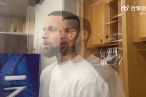 老詹在陪練無對抗的情況下脫手，氣的直接踢飛籃球